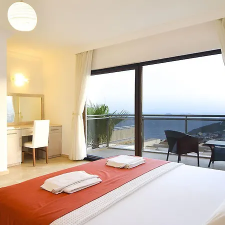 Falcon Villa